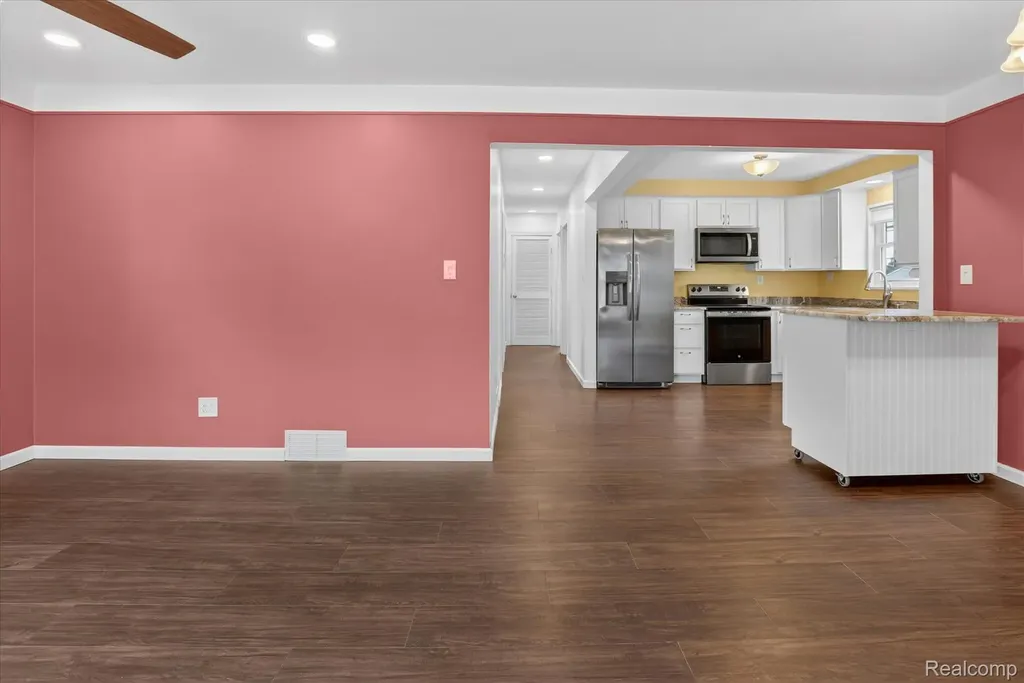 18514 Ray Street Riverview City MI 48193