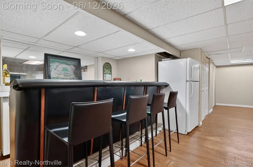 33083 Broadmoor Court Livonia City MI 48154