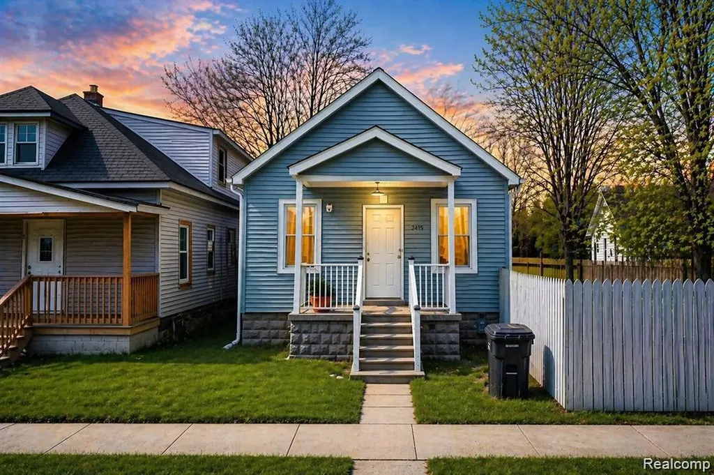 2415 Mclean Street Detroit City MI 48212