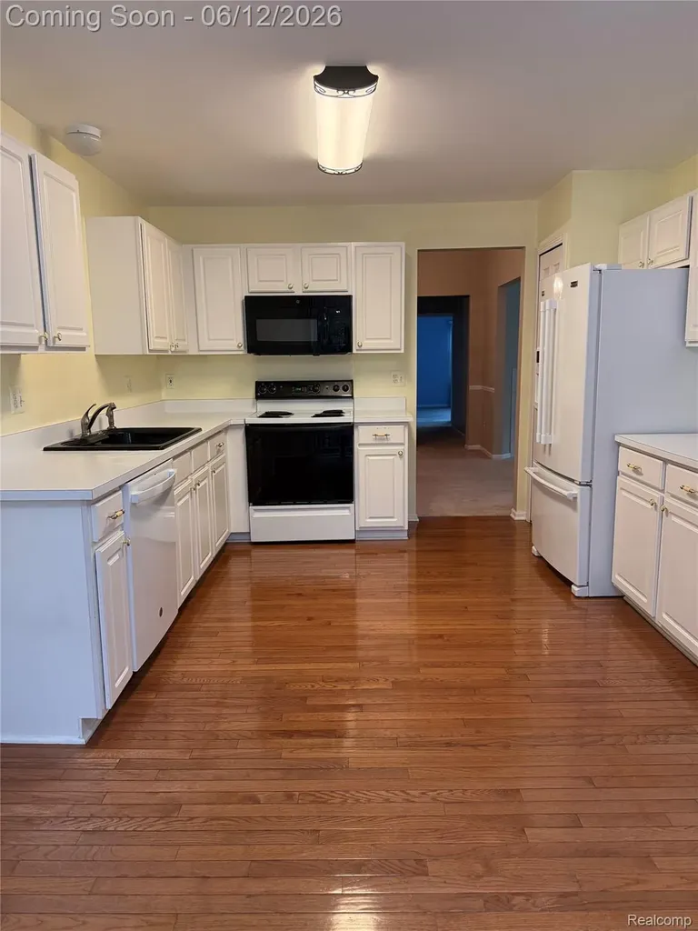 3721 Knightbridge Circle Sterling Heights City MI 48314