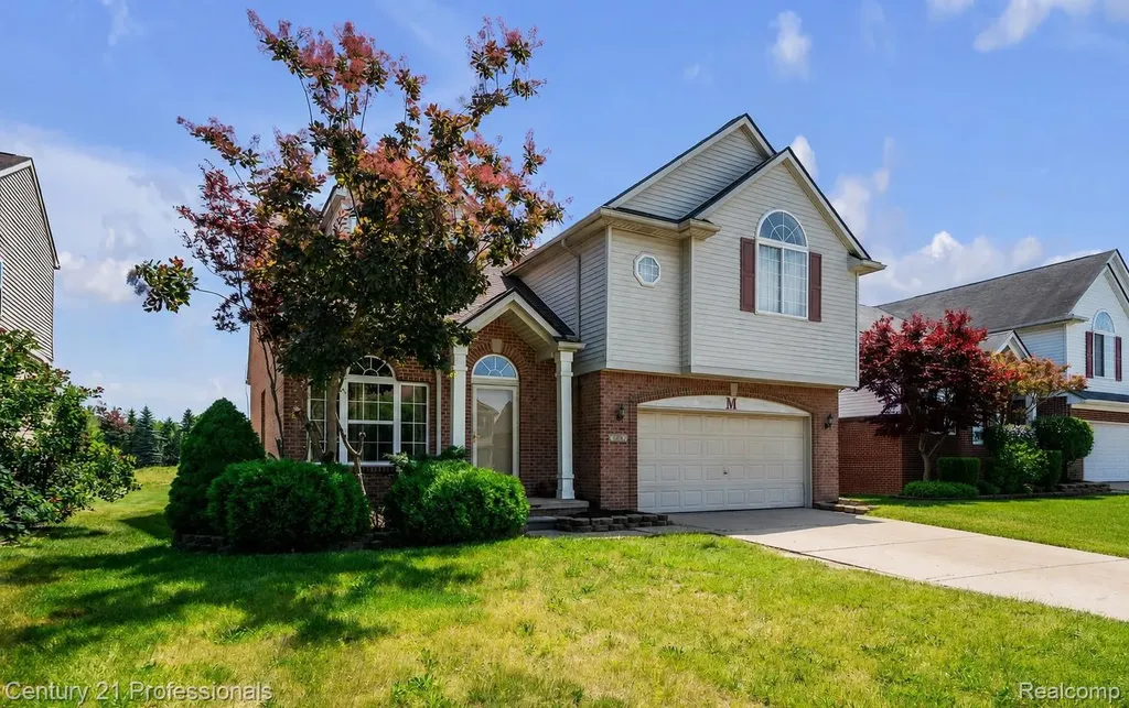 1989 Golfview Lane Westland City MI 48186