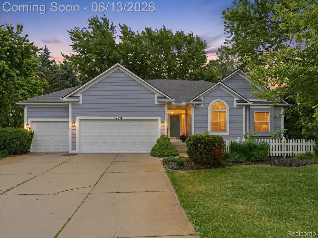 12311 Water Greens Court Fenton Charter Township MI 48430
