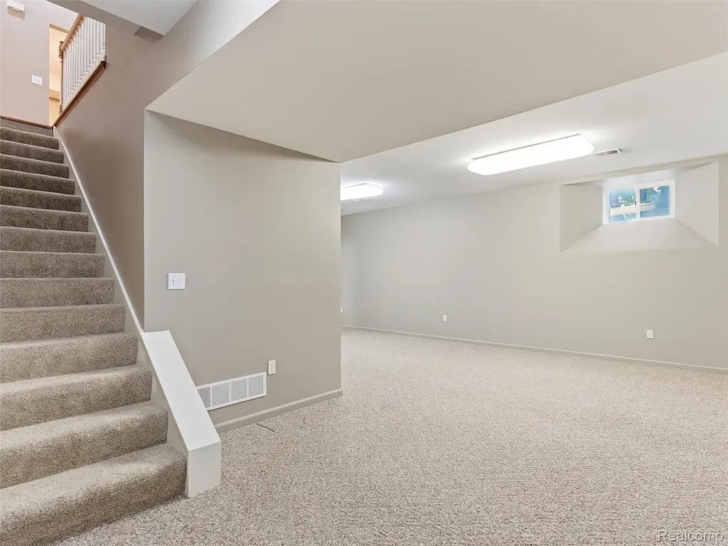 12311 Water Greens Court Fenton Charter Township MI 48430