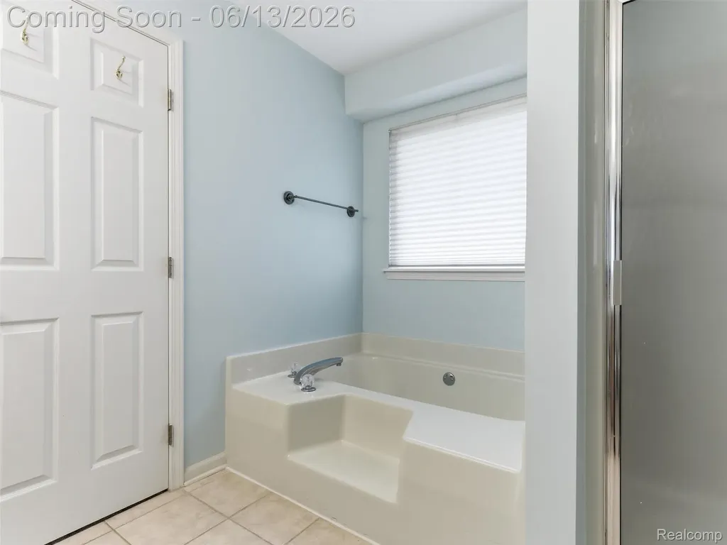 12311 Water Greens Court Fenton Charter Township MI 48430