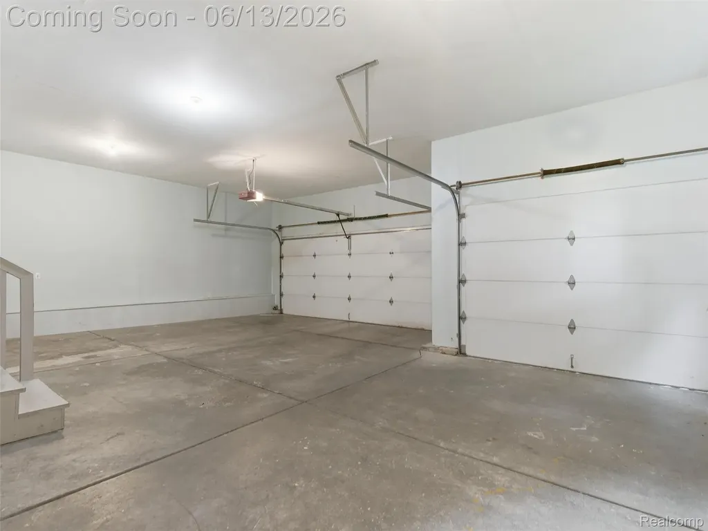 12311 Water Greens Court Fenton Charter Township MI 48430