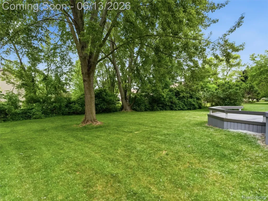 12311 Water Greens Court Fenton Charter Township MI 48430