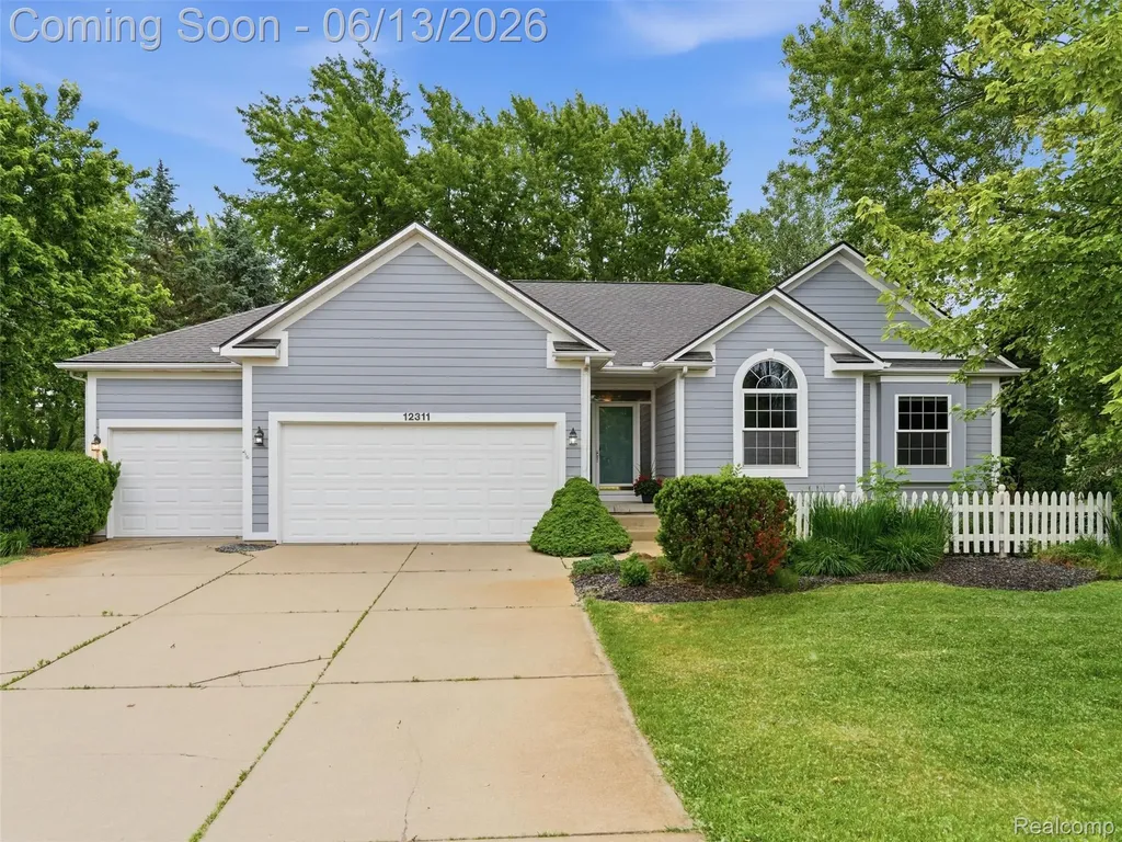 12311 Water Greens Court Fenton Charter Township MI 48430