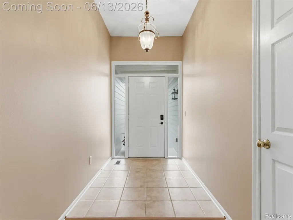 12311 Water Greens Court Fenton Charter Township MI 48430