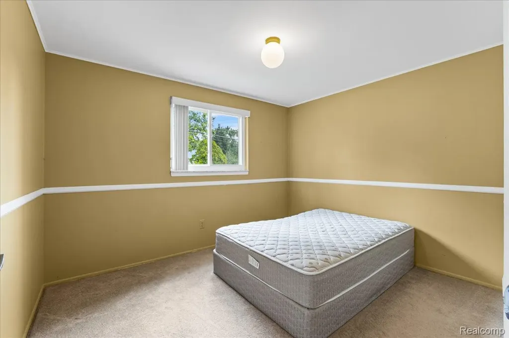 226 Ruppert Street Commerce Charter Township MI 48382