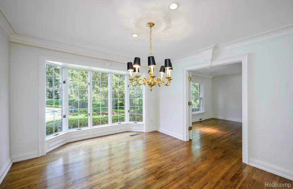 4269 N Willoway Estates Court Bloomfield Hills City MI 48302