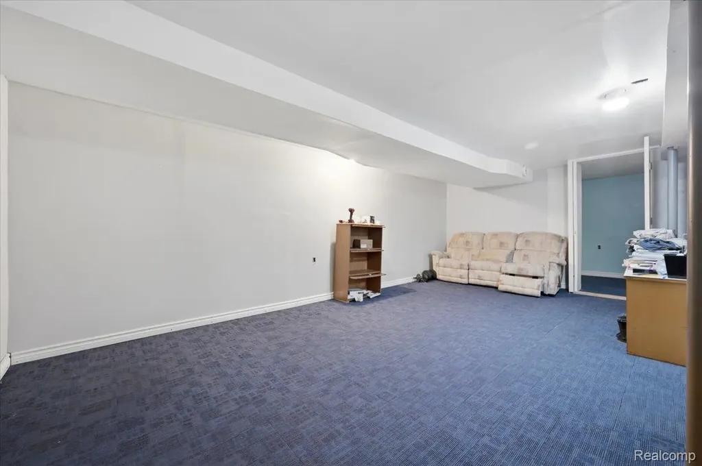 4759 Bernice Avenue Warren City MI 48091