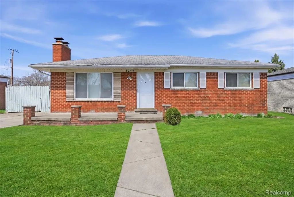 4759 Bernice Avenue Warren City MI 48091