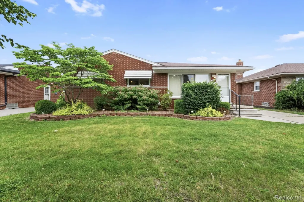 3310 Maidstone Street Trenton City MI 48183