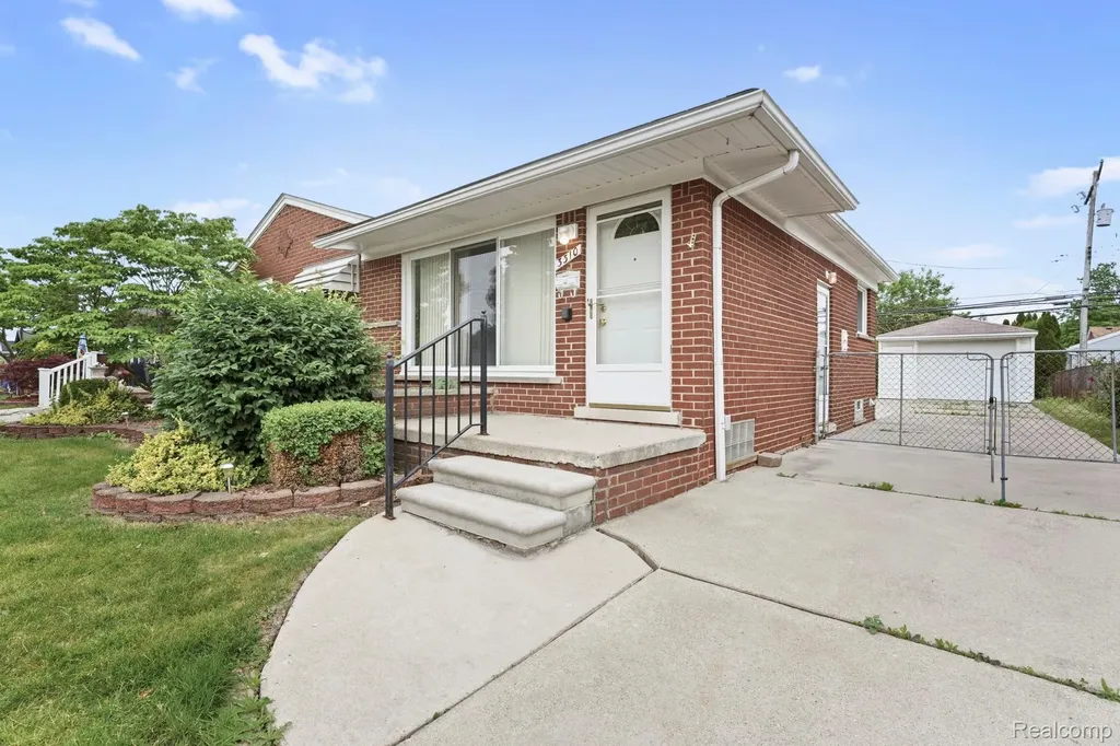 3310 Maidstone Street Trenton City MI 48183