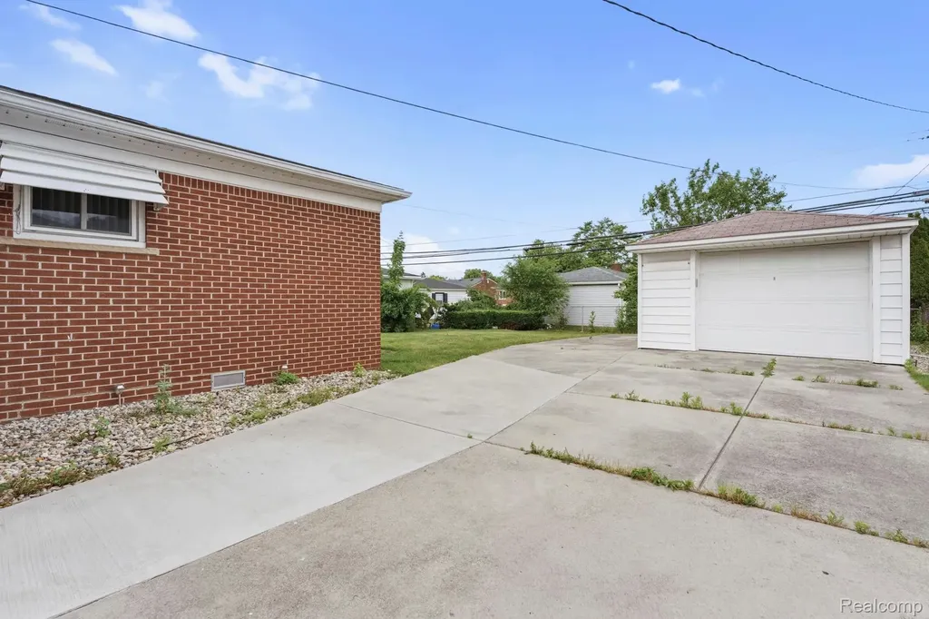 3310 Maidstone Street Trenton City MI 48183