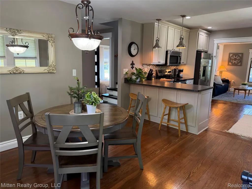 68436 Oak Street Richmond City MI 48062