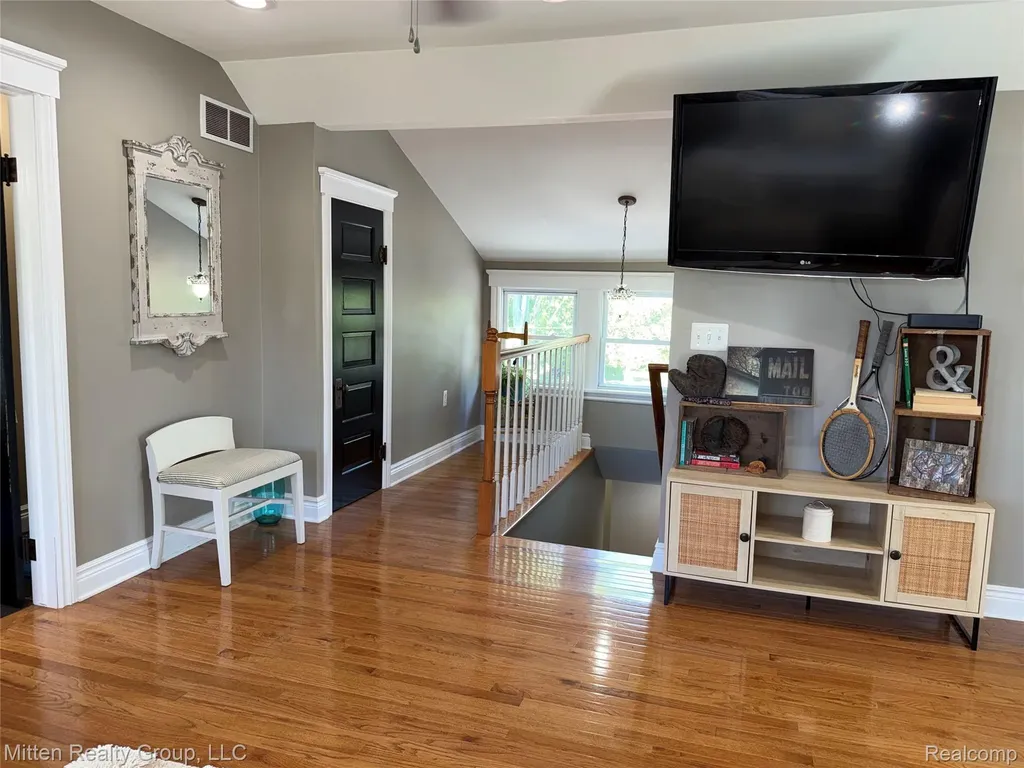 68436 Oak Street Richmond City MI 48062