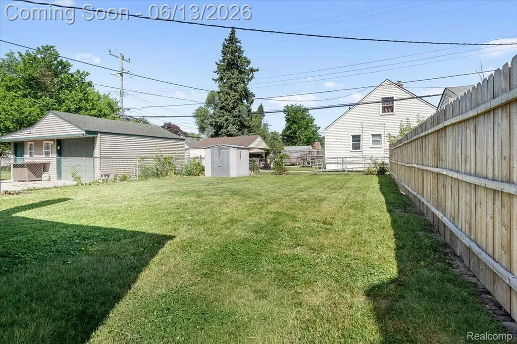 2960 Bailey Avenue Lincoln Park City MI 48146