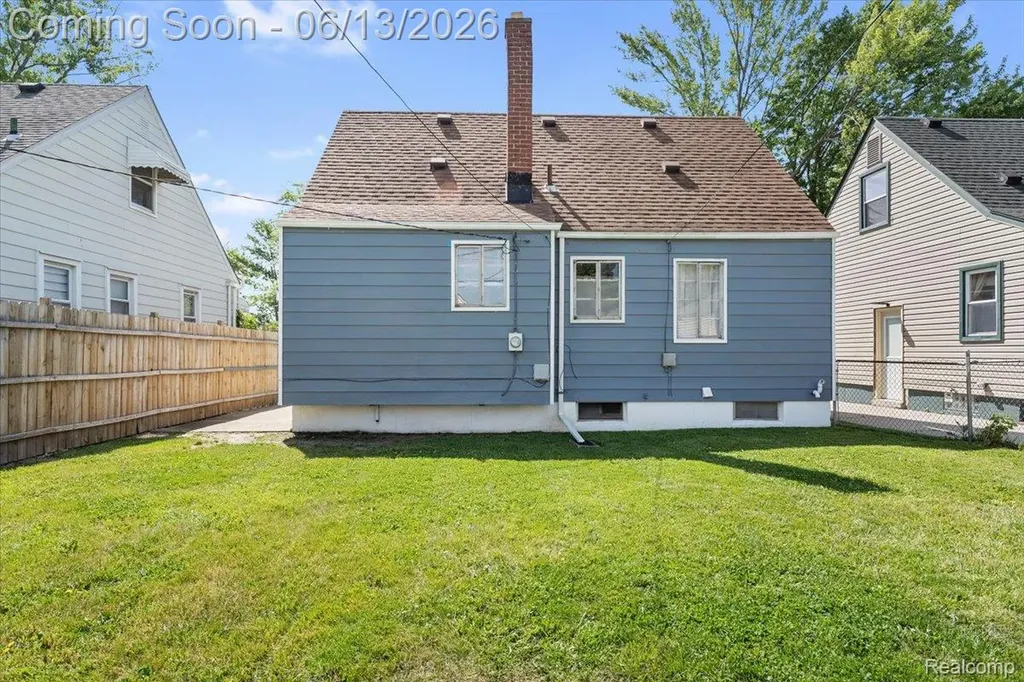 2960 Bailey Avenue Lincoln Park City MI 48146