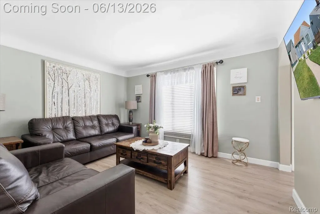 2960 Bailey Avenue Lincoln Park City MI 48146