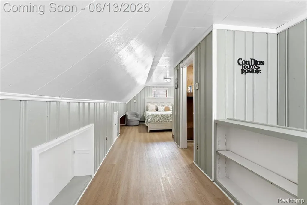2960 Bailey Avenue Lincoln Park City MI 48146