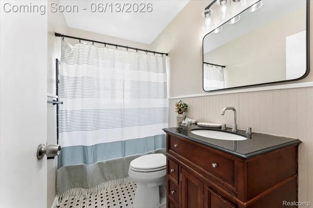 2960 Bailey Avenue Lincoln Park City MI 48146