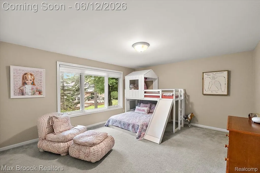 2999 Bloomfield Park Drive West Bloomfield Charter Township MI 48323