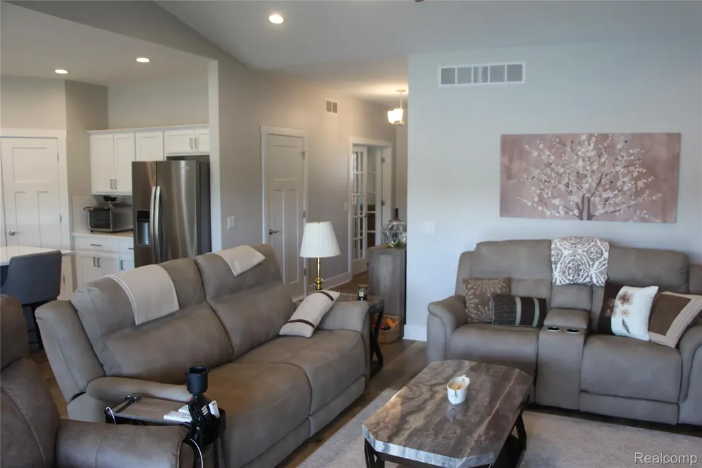 12824 Ivy Lane Fenton Charter Township MI 48451