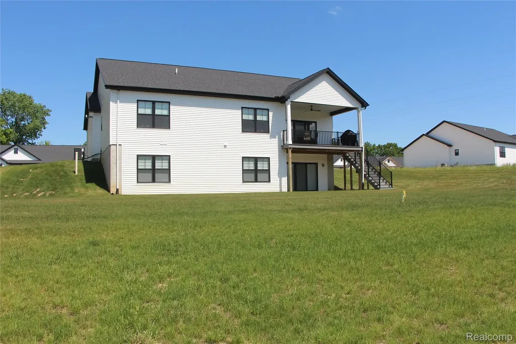 12824 Ivy Lane Fenton Charter Township MI 48451