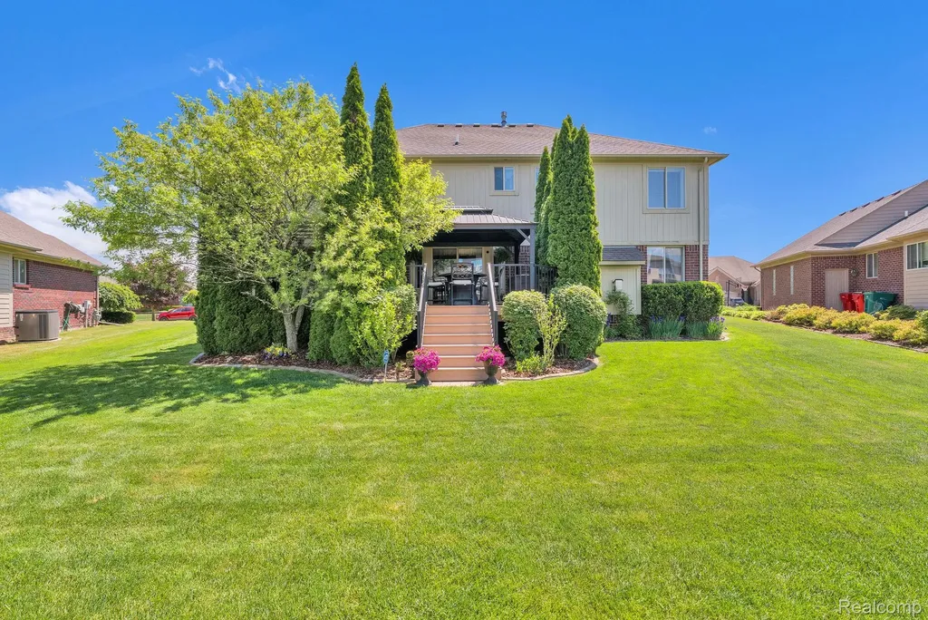 55477 Snead Drive Macomb Township MI 48042
