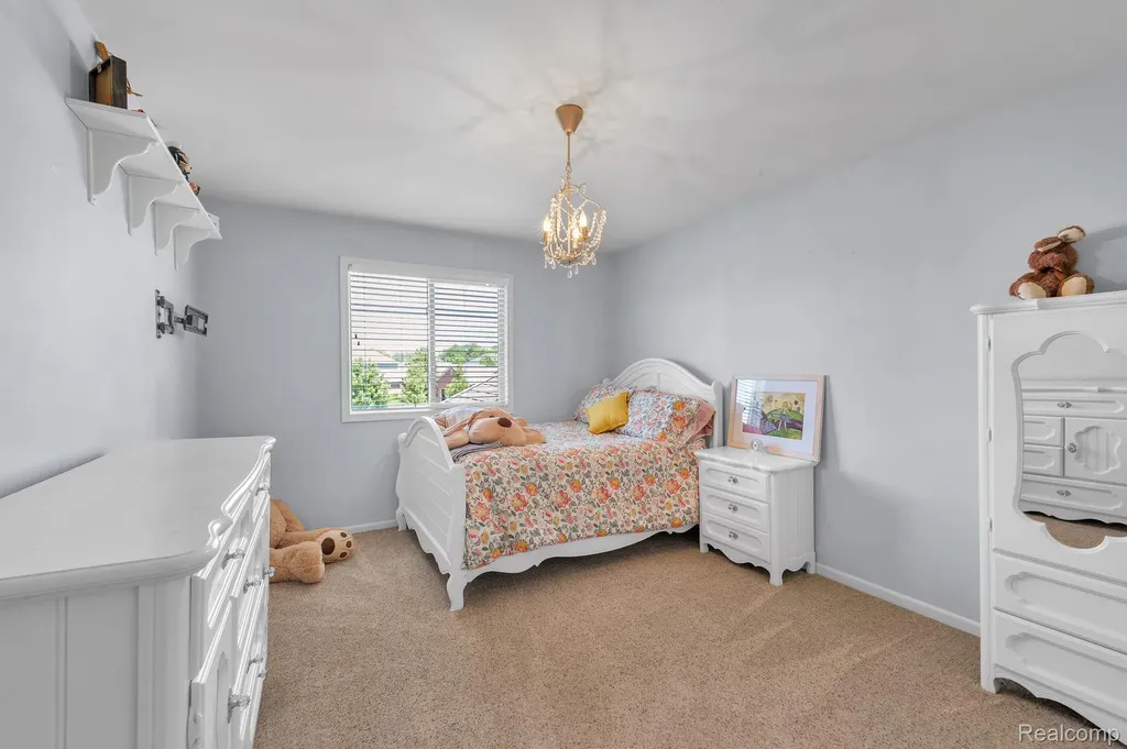 55477 Snead Drive Macomb Township MI 48042