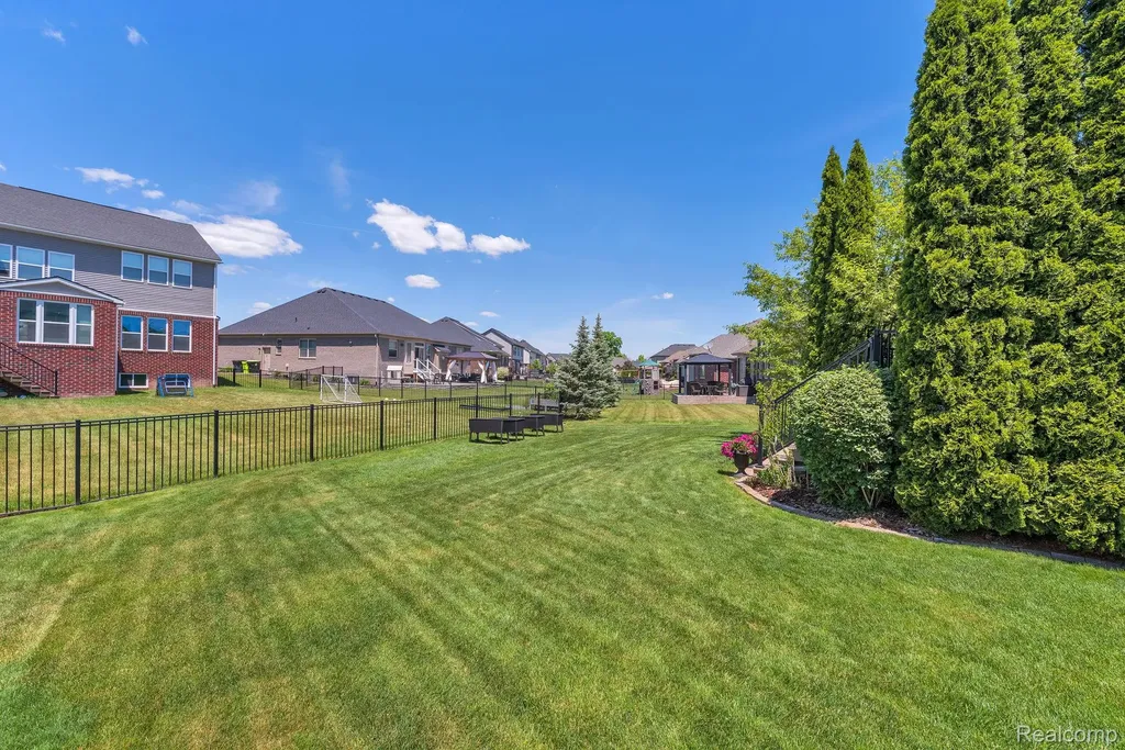 55477 Snead Drive Macomb Township MI 48042