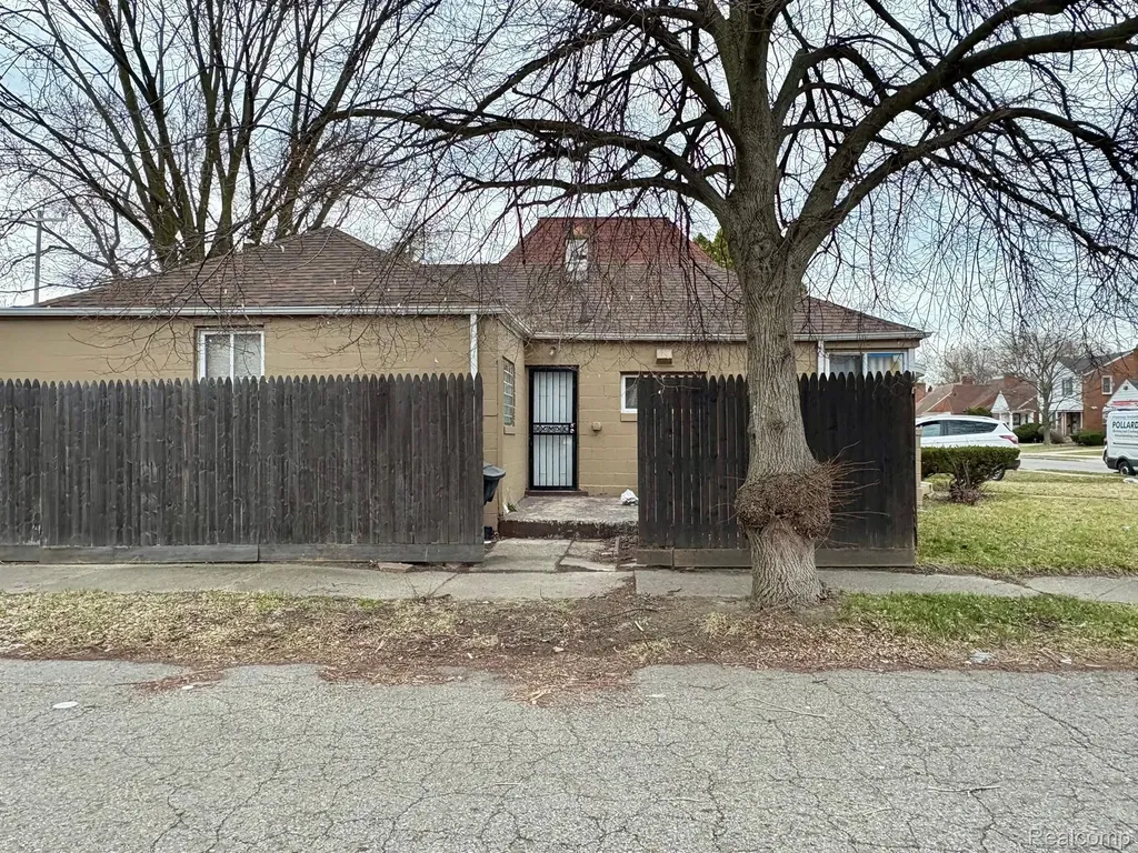11205 Kennebec Street Detroit City MI 48205