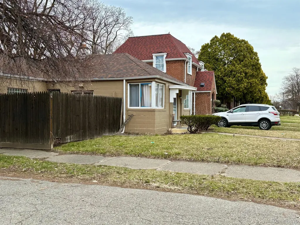 11205 Kennebec Street Detroit City MI 48205