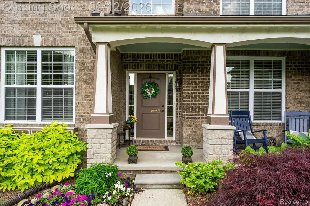 613 Olivia Drive Milford Charter Township MI 48381