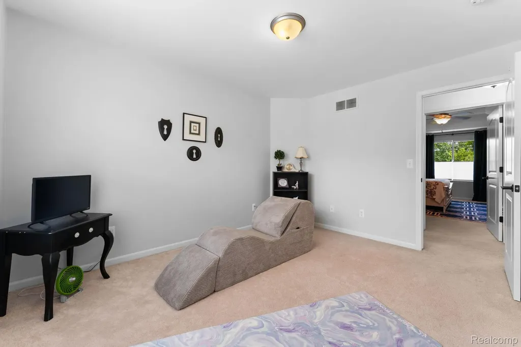 613 Olivia Drive Milford Charter Township MI 48381
