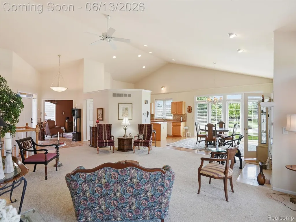 59759 Glacier Ridge N Washington Township MI 48094