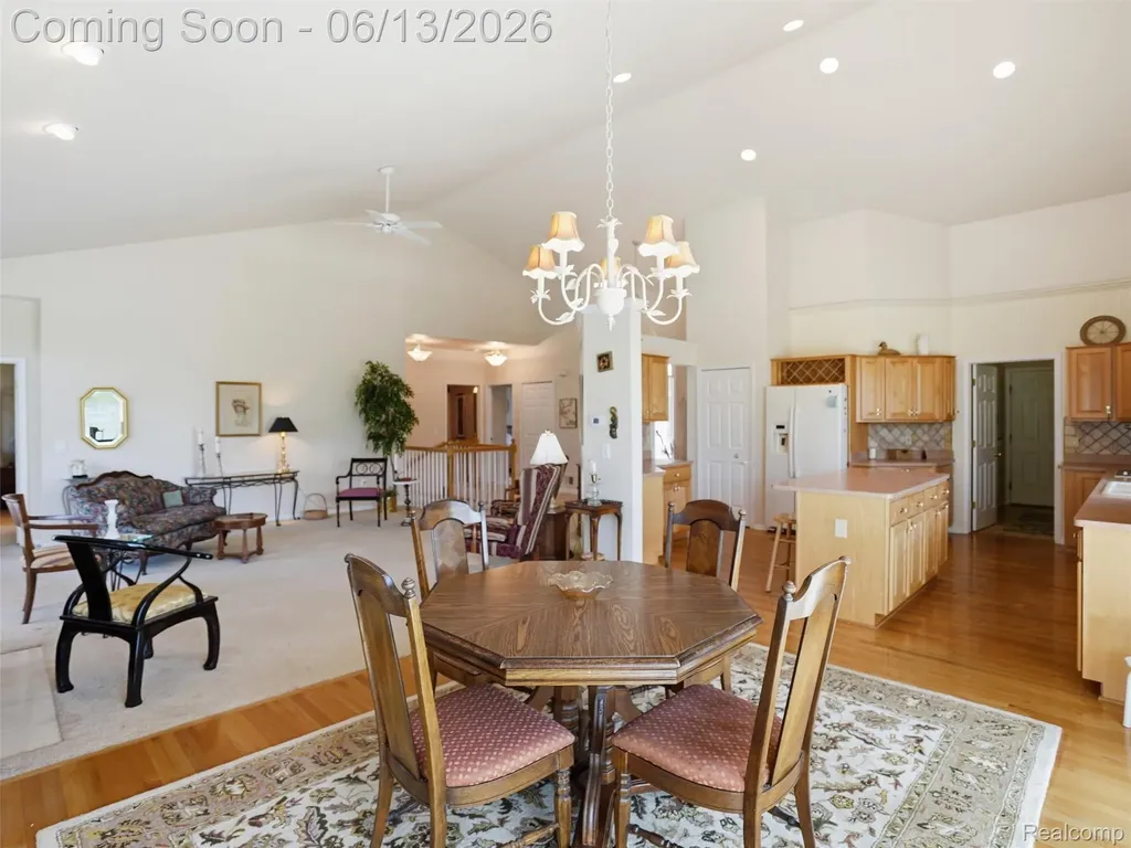 59759 Glacier Ridge N Washington Township MI 48094