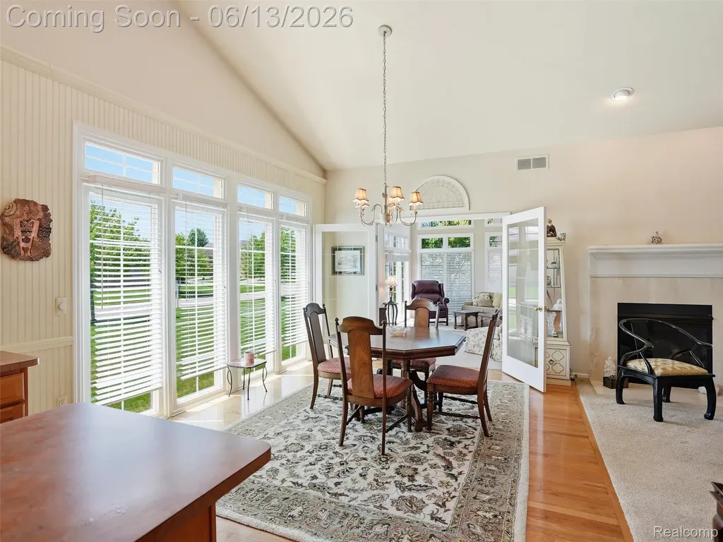 59759 Glacier Ridge N Washington Township MI 48094