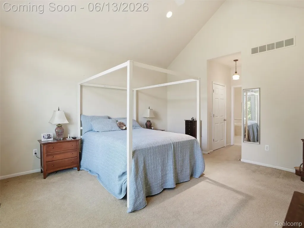 59759 Glacier Ridge N Washington Township MI 48094