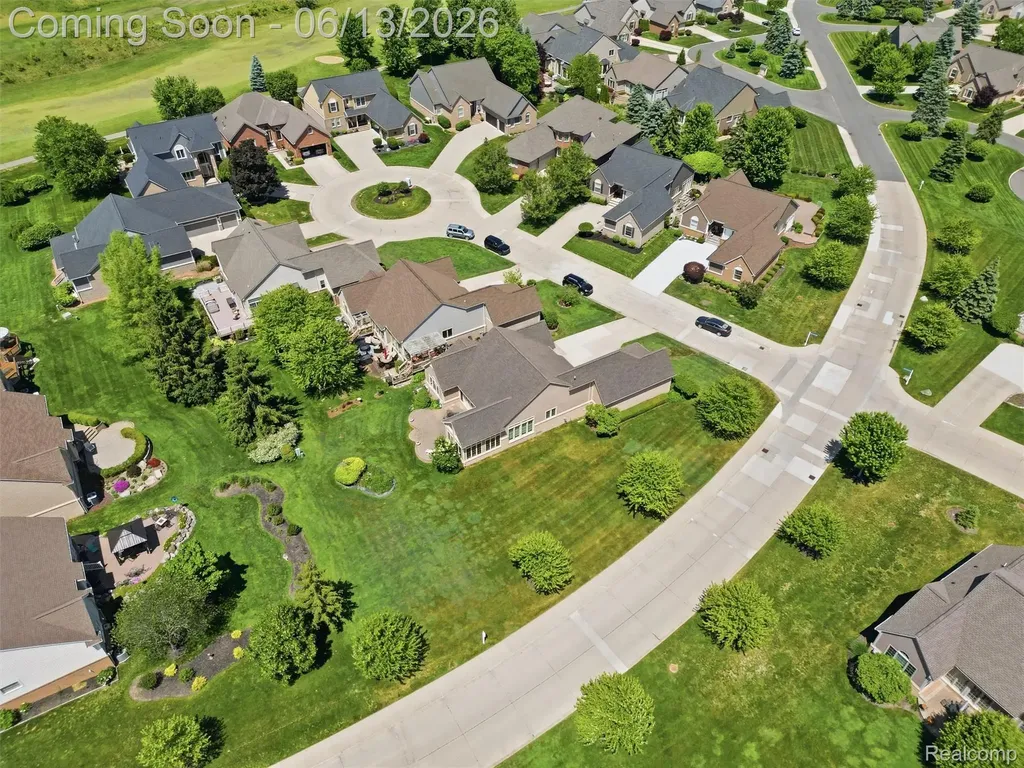 59759 Glacier Ridge N Washington Township MI 48094