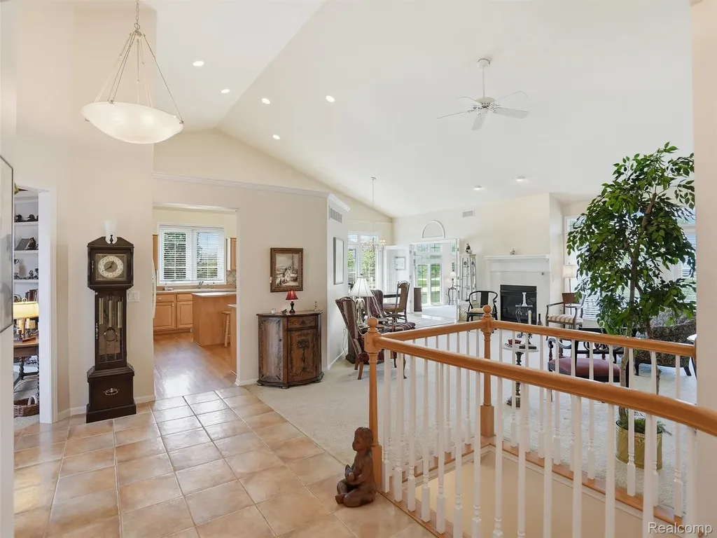 59759 Glacier Ridge N Washington Township MI 48094