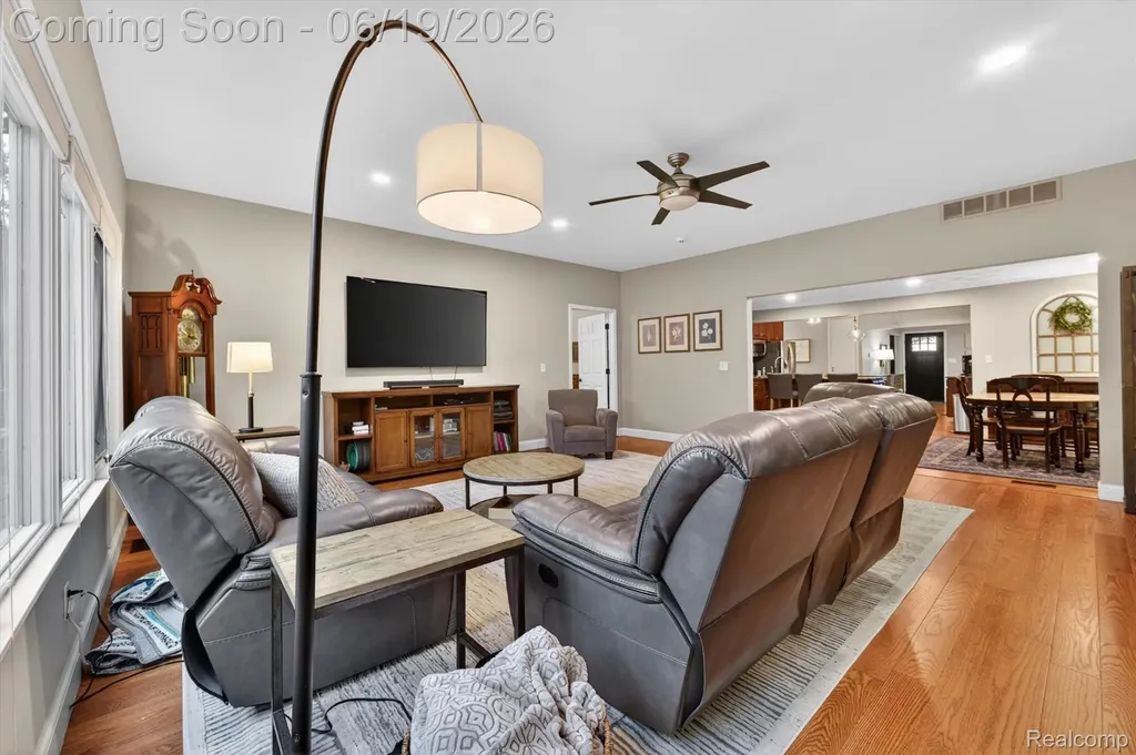9259 Silverside Green Oak Township MI 48178