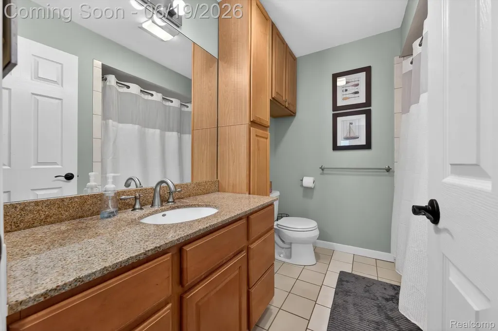 9259 Silverside Green Oak Township MI 48178