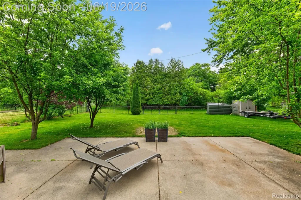 9259 Silverside Green Oak Township MI 48178