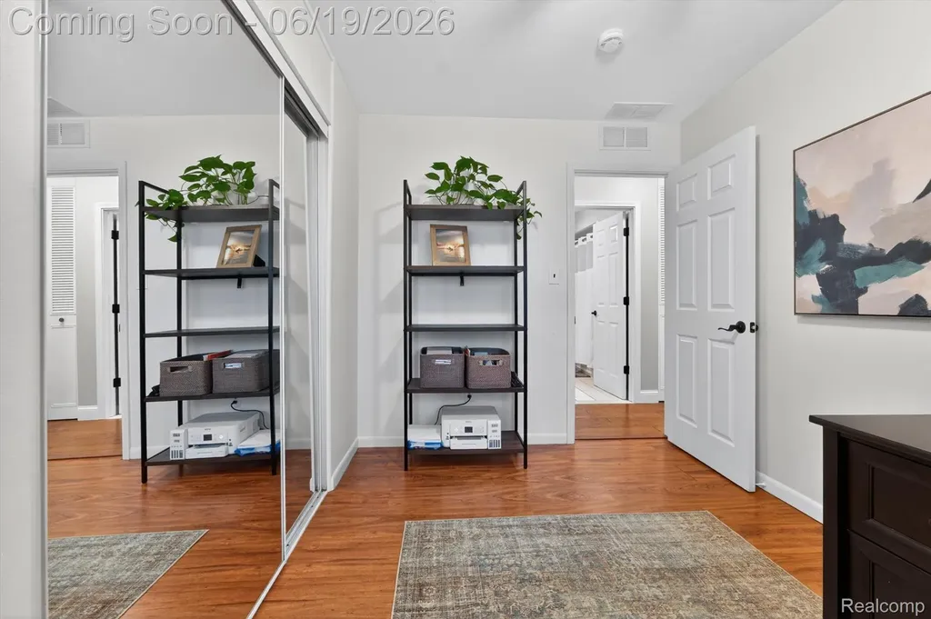 9259 Silverside Green Oak Township MI 48178
