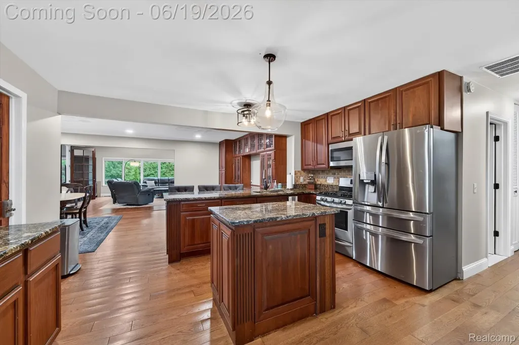9259 Silverside Green Oak Township MI 48178