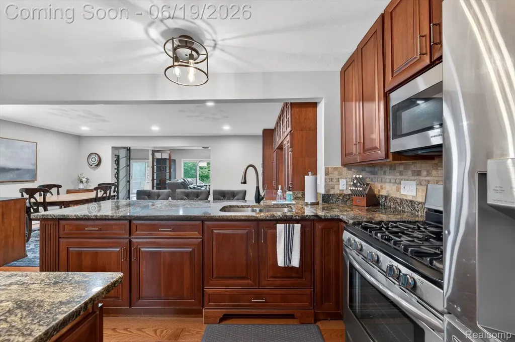 9259 Silverside Green Oak Township MI 48178