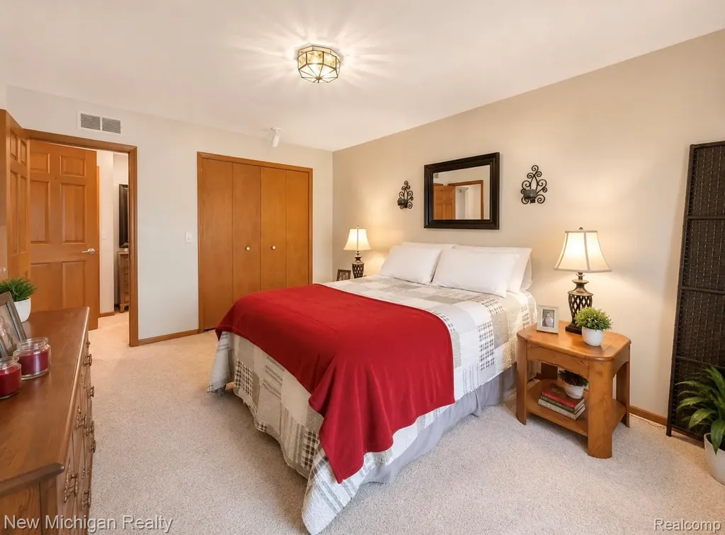 7156 River Road Flushing Charter Township MI 48433