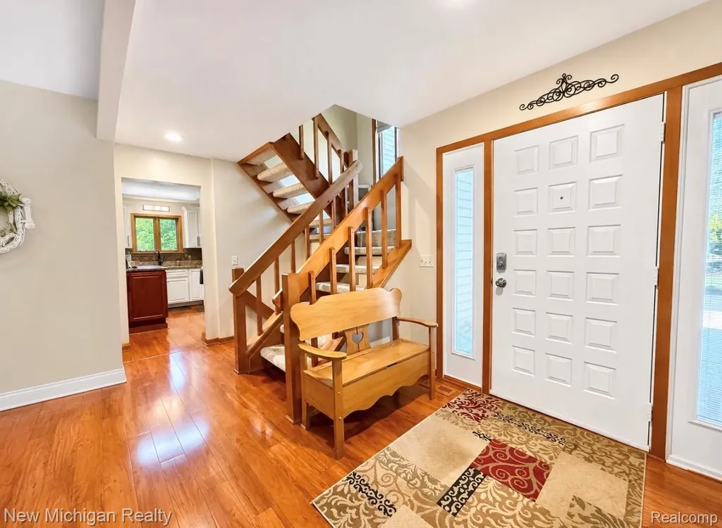 7156 River Road Flushing Charter Township MI 48433